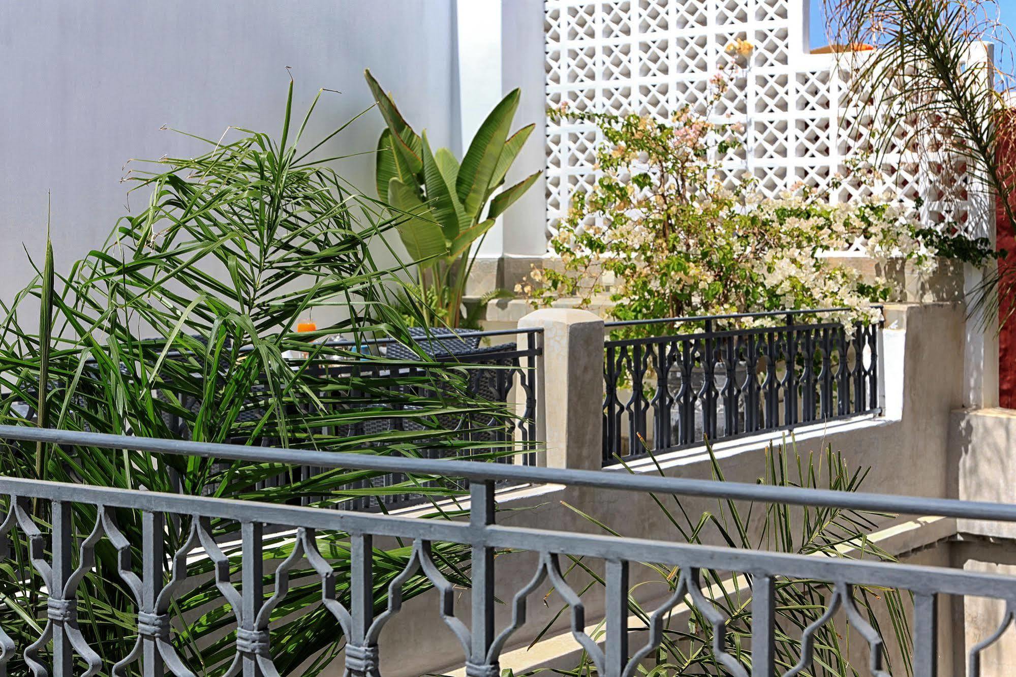 Riad Dar Zen Rabat Exterior foto